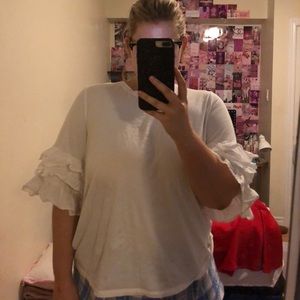 White puffy sleeve top
